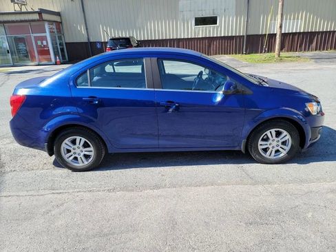 Used 2013 Chevrolet Sonic LT FWD image 4