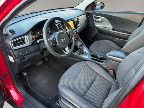 Used 2019 Kia Niro LX FWD image 13