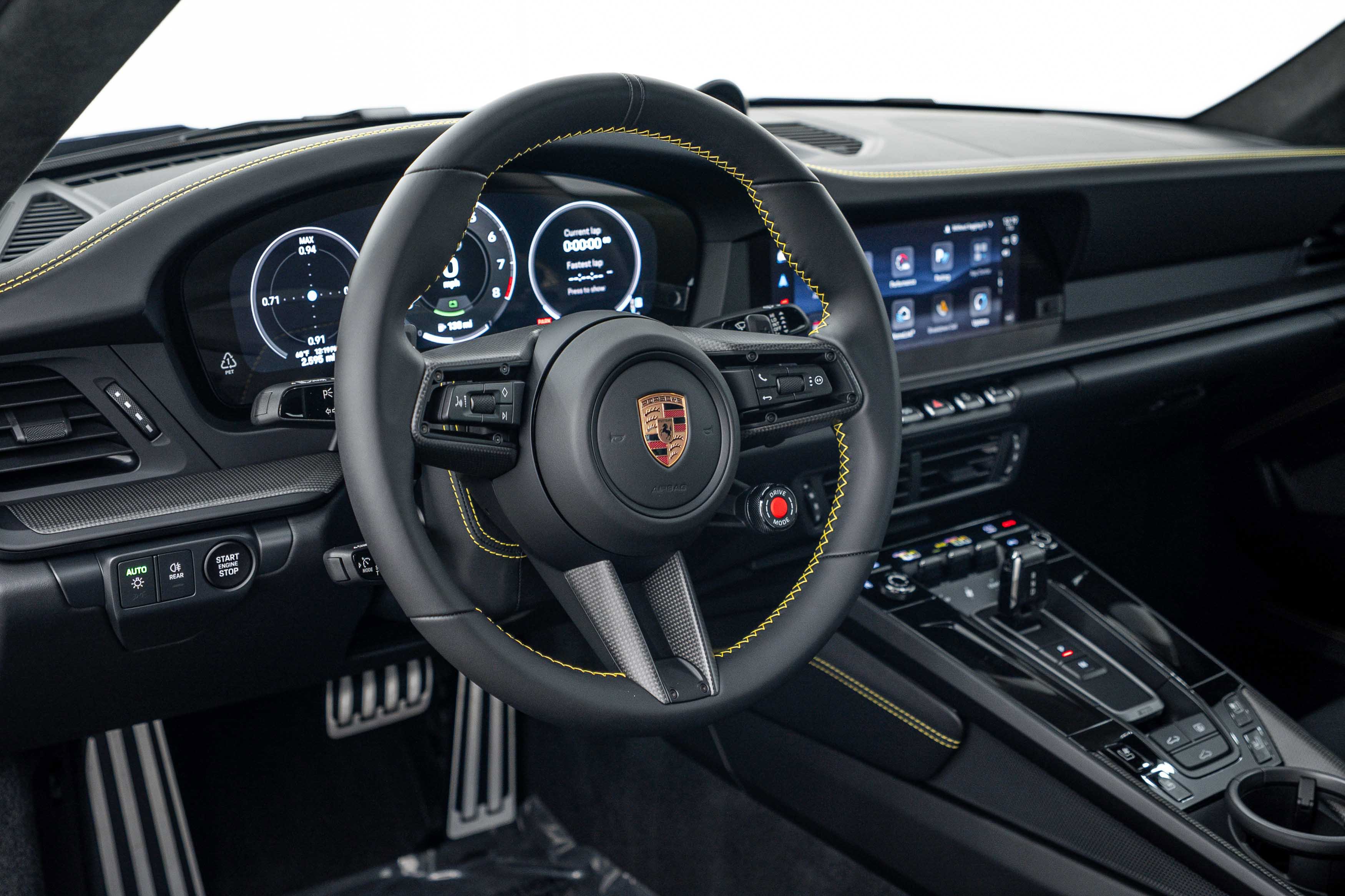 Certified 2026 Porsche 911 Carrera 4 GTS AWD/4WD image 15
