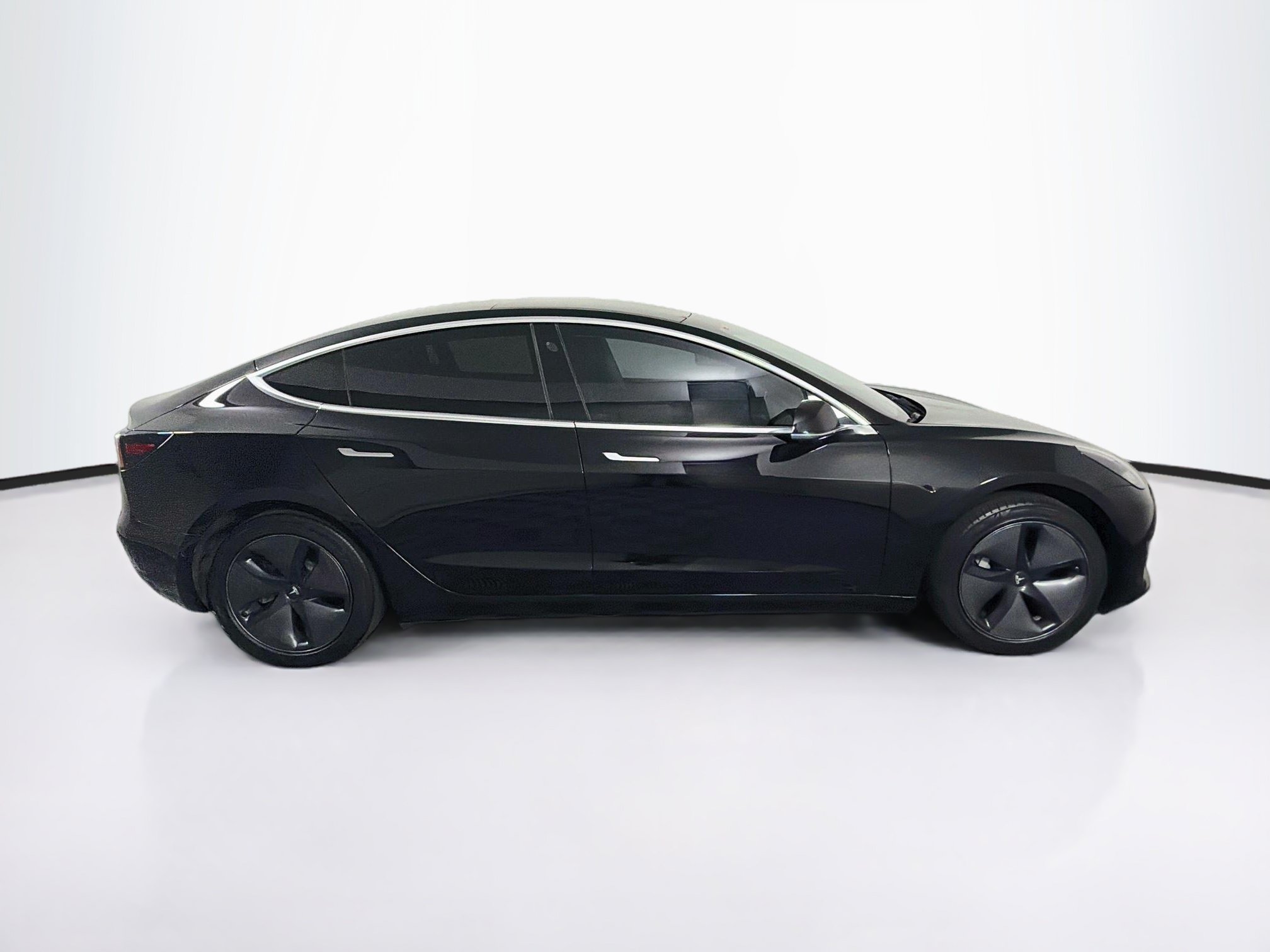 Used 2018 Tesla Model 3 Long Range RWD image 10