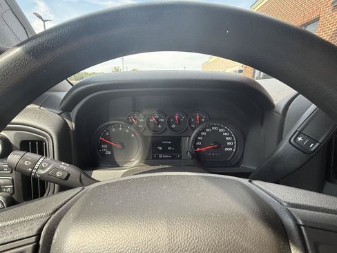 Used 2022 Chevrolet Silverado 1500 Custom Trail Boss AWD/4WD image 8
