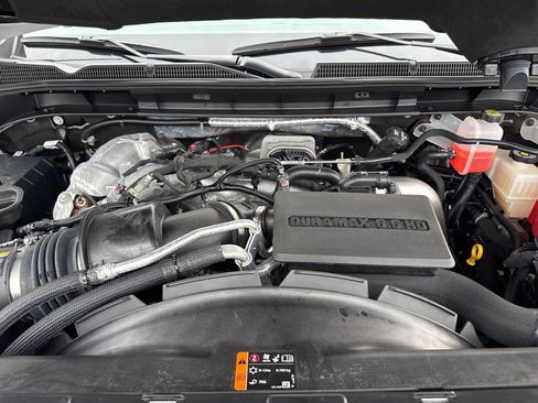 Used 2025 GMC Sierra 2500 Denali Ultimate image 42