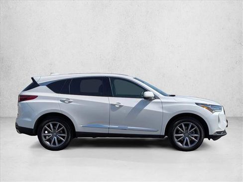 Used 2023 Acura RDX FWD w/ Technology Package image 4