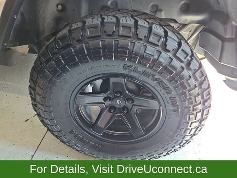 Used 2019 Jeep Wrangler Unlimited Rubicon w/ Dual Top Group AWD/4WD image 31