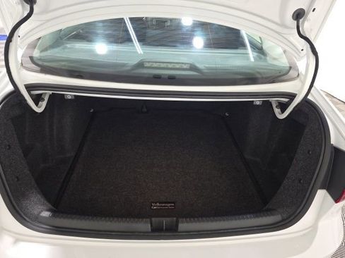 Used 2017 Volkswagen Jetta S image 35