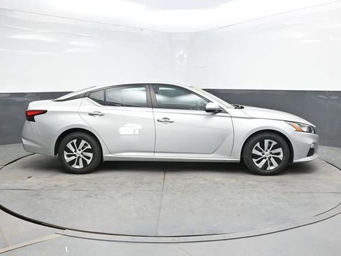 Used 2021 Nissan Altima 2.5 S FWD image 8