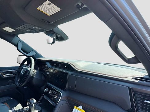 Used 2025 GMC Sierra 1500 AT4 w/ AT4 Premium Package image 25