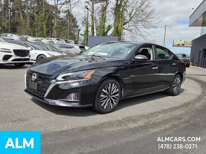 Used 2025 Nissan Altima 2.5 SV
