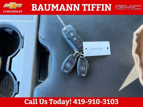 Used 2015 Ford F150 XLT image 26