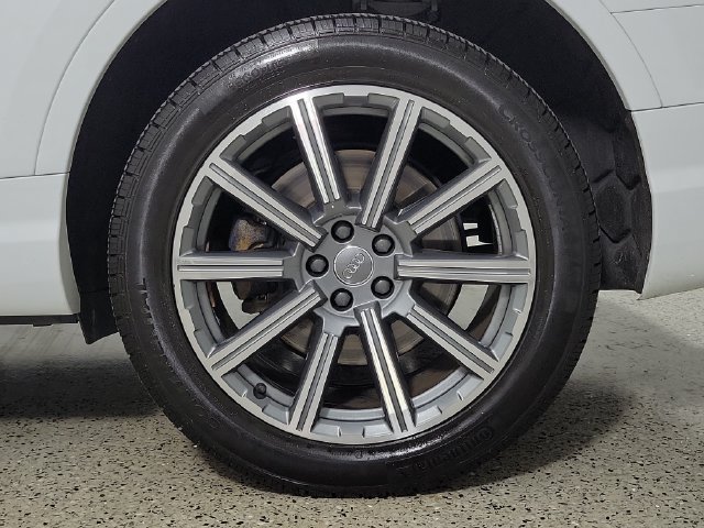Used 2019 Audi Q7 2.0T Premium Plus w/ Premium Plus Package AWD/4WD image 10