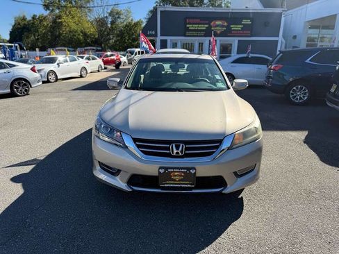 Used 2013 Honda Accord EX image 2