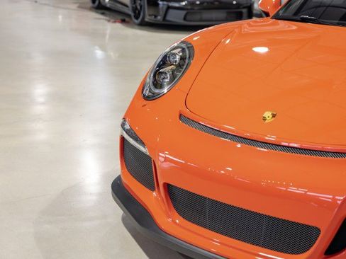 Used 2016 Porsche 911 GT3 RS image 12