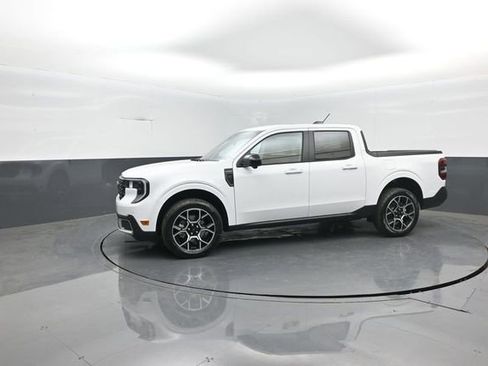 New 2026 Ford Maverick Lariat AWD/4WD image 4