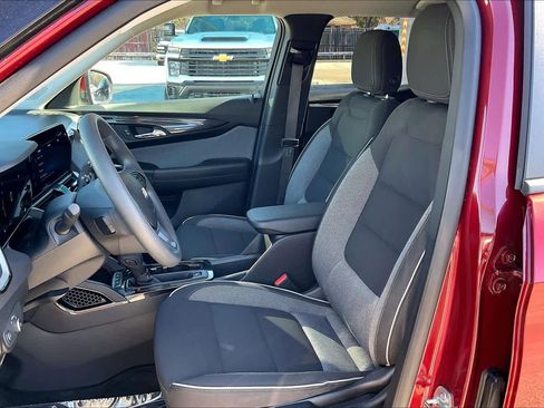 Certified 2025 Chevrolet TrailBlazer LT image 9