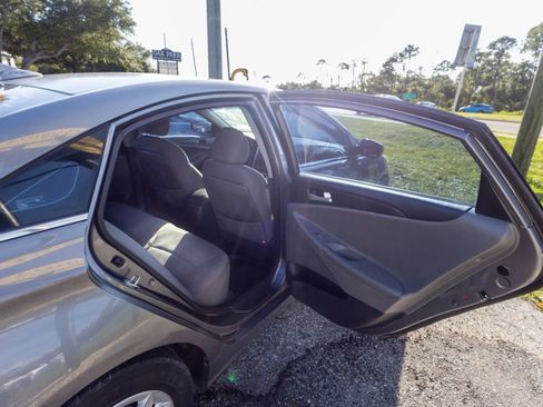 Used 2012 Hyundai Sonata GLS FWD image 15