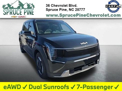 Used 2024 Kia EV9 Wind AWD/4WD image 1