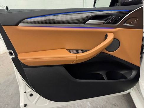 Used 2024 BMW X4 M40i w/ Premium Package image 4