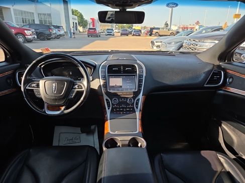Used 2020 Lincoln Nautilus Reserve w/ Equipment Group 201A AWD/4WD image 31