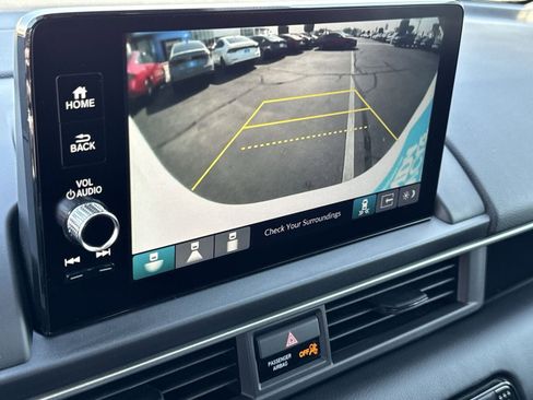 New 2025 Honda Pilot EX-L image 12