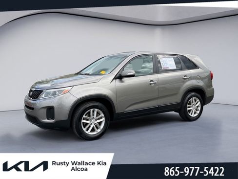 Used 2015 Kia Sorento LX FWD image 1