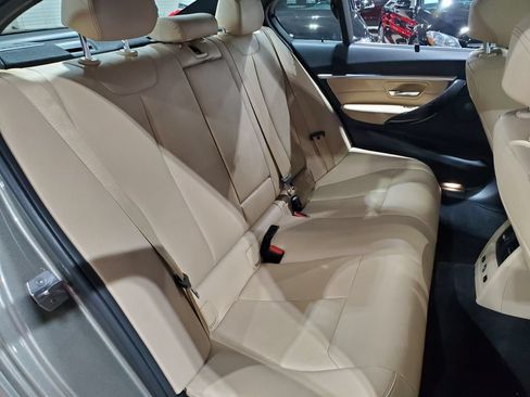 Used 2018 BMW 340i xDrive Sedan AWD/4WD image 21