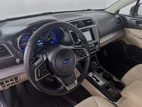 Used 2019 Subaru Outback 2.5i Premium image 10