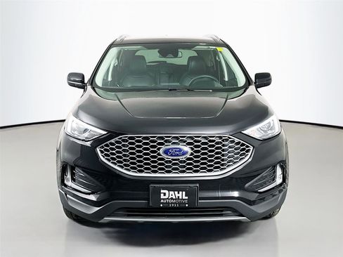 Used 2024 Ford Edge SEL w/ Convenience Package AWD/4WD image 3