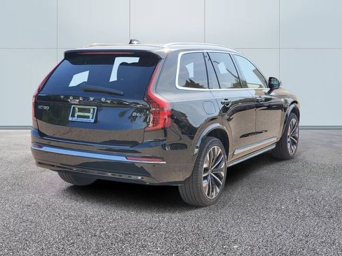 Certified 2026 Volvo XC90 B6 Plus w/ Protection Package Premier AWD/4WD image 4
