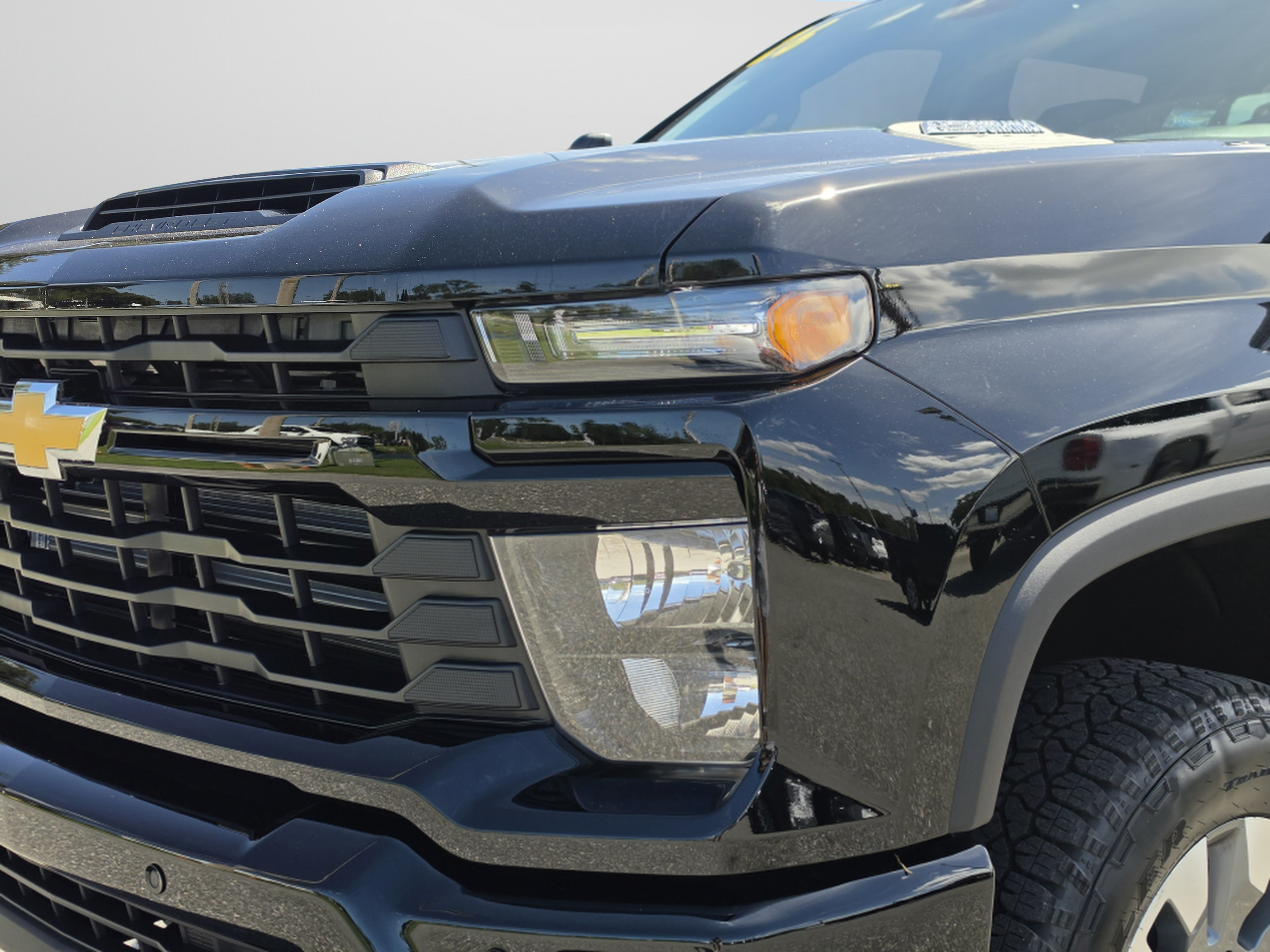New 2026 Chevrolet Silverado 2500 Custom w/ Custom Value Package AWD/4WD image 13