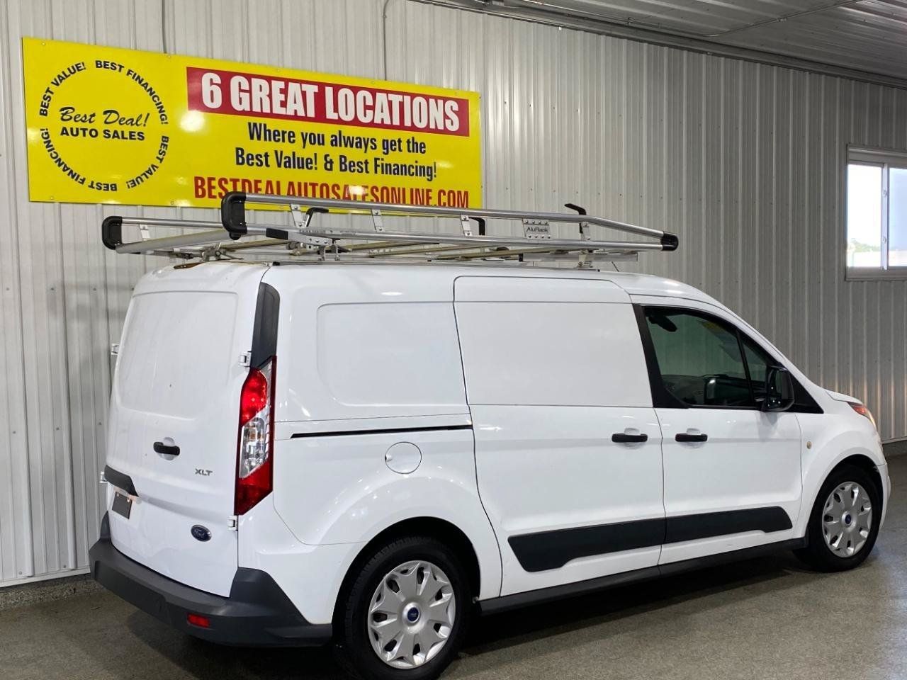 Used 2017 Ford Transit Connect XLT FWD image 5