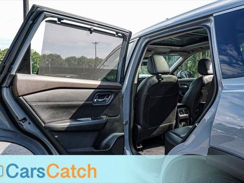 Used 2023 Nissan Rogue SL w/ SL Premium Package FWD image 32