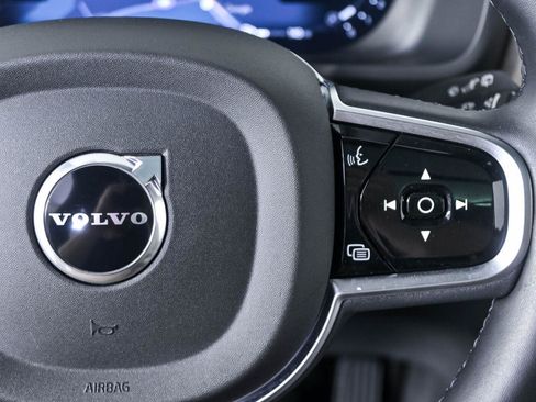 Certified 2026 Volvo XC90 B6 Ultra AWD/4WD image 11