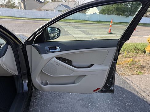 Used 2015 Kia Optima EX w/ EX Premium Package image 8