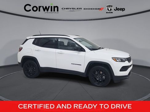 Certified 2025 Jeep Compass Latitude w/ Convenience Group AWD/4WD image 1