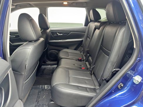 Used 2019 Nissan Rogue SL w/ Premium Package FWD image 39