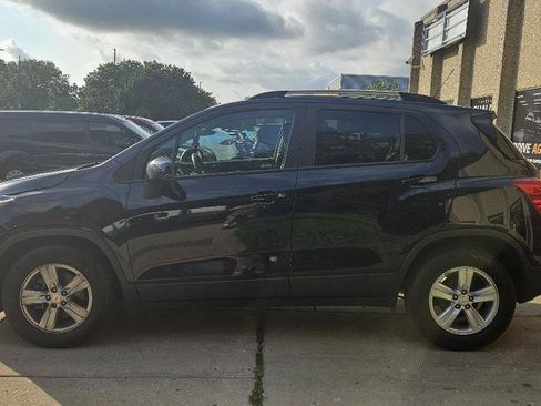 Used 2022 Chevrolet Trax LT FWD image 4