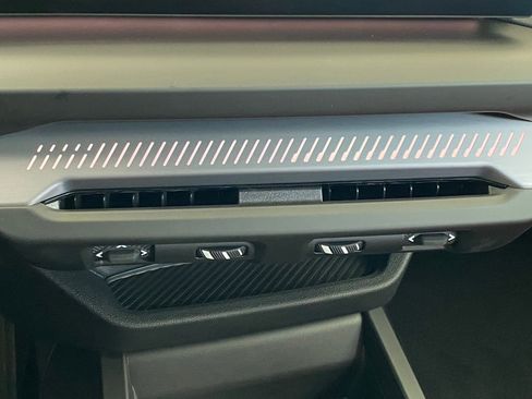 New 2026 BMW 228i xDrive w/ Technology Package image 26