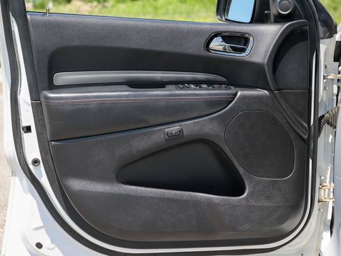 Used 2019 Dodge Durango R/T w/ Blacktop Package AWD/4WD image 31