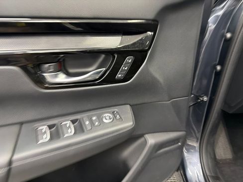 Used 2025 Honda CR-V EX-L image 12