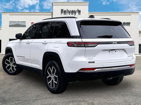 Certified 2025 Jeep Grand Cherokee Limited image 12