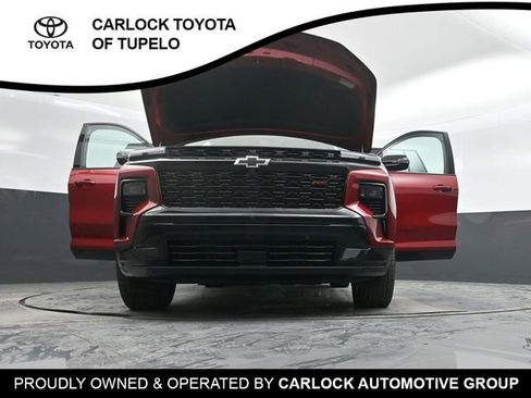 Used 2024 Chevrolet Traverse RS image 51