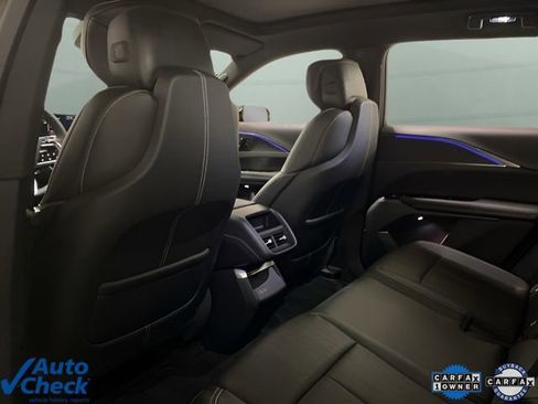 Used 2024 Cadillac Lyriq Luxury image 59