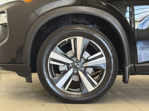 Used 2024 Nissan Rogue SL w/ SL Premium Package AWD/4WD image 13
