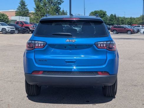 New 2026 Jeep Compass Limited w/ Sun, Sound & Navigation Group AWD/4WD image 4
