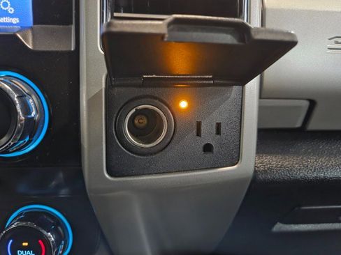 Used 2021 Ford F450 Lariat image 53