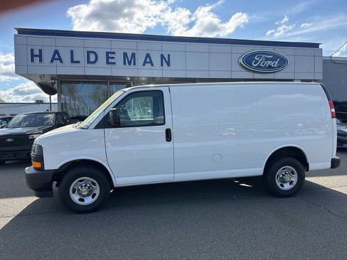 Used 2022 Chevrolet Express 2500 w/ Driver Convenience Package RWD image 1