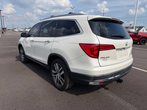 Used 2018 Honda Pilot Touring image 7