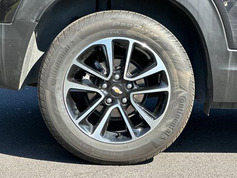 Used 2025 Chevrolet TrailBlazer LT AWD/4WD image 26