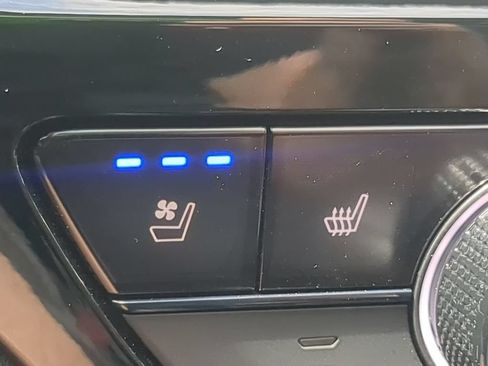 Used 2024 Honda Accord Touring image 21