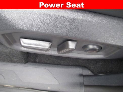Used 2026 Toyota Tundra Limited w/ TRD Off-Road Package AWD/4WD image 25